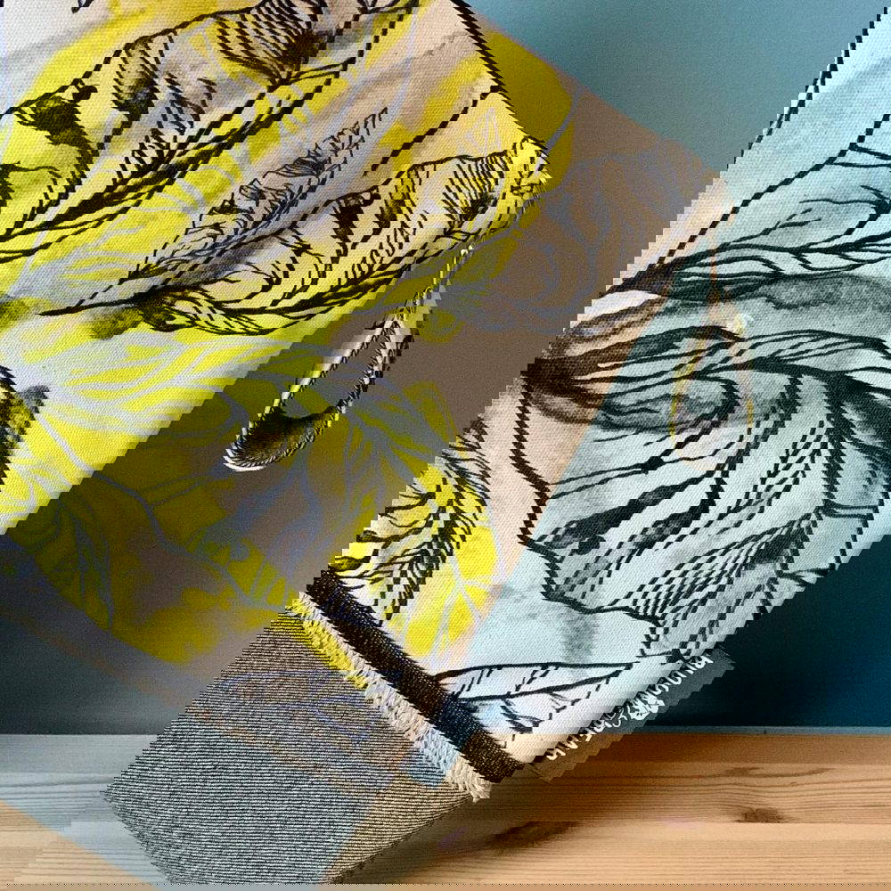 Cotton zipped fold over pouch Lime leaf